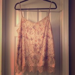 Maurice’s women’s lacy tank
